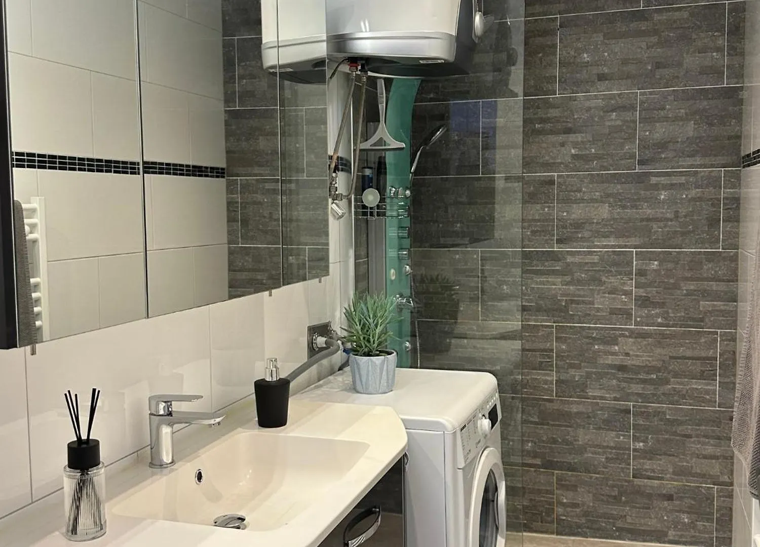 Stylish Home Near Train-Station Parking Extra 萨尔茨堡 民宿