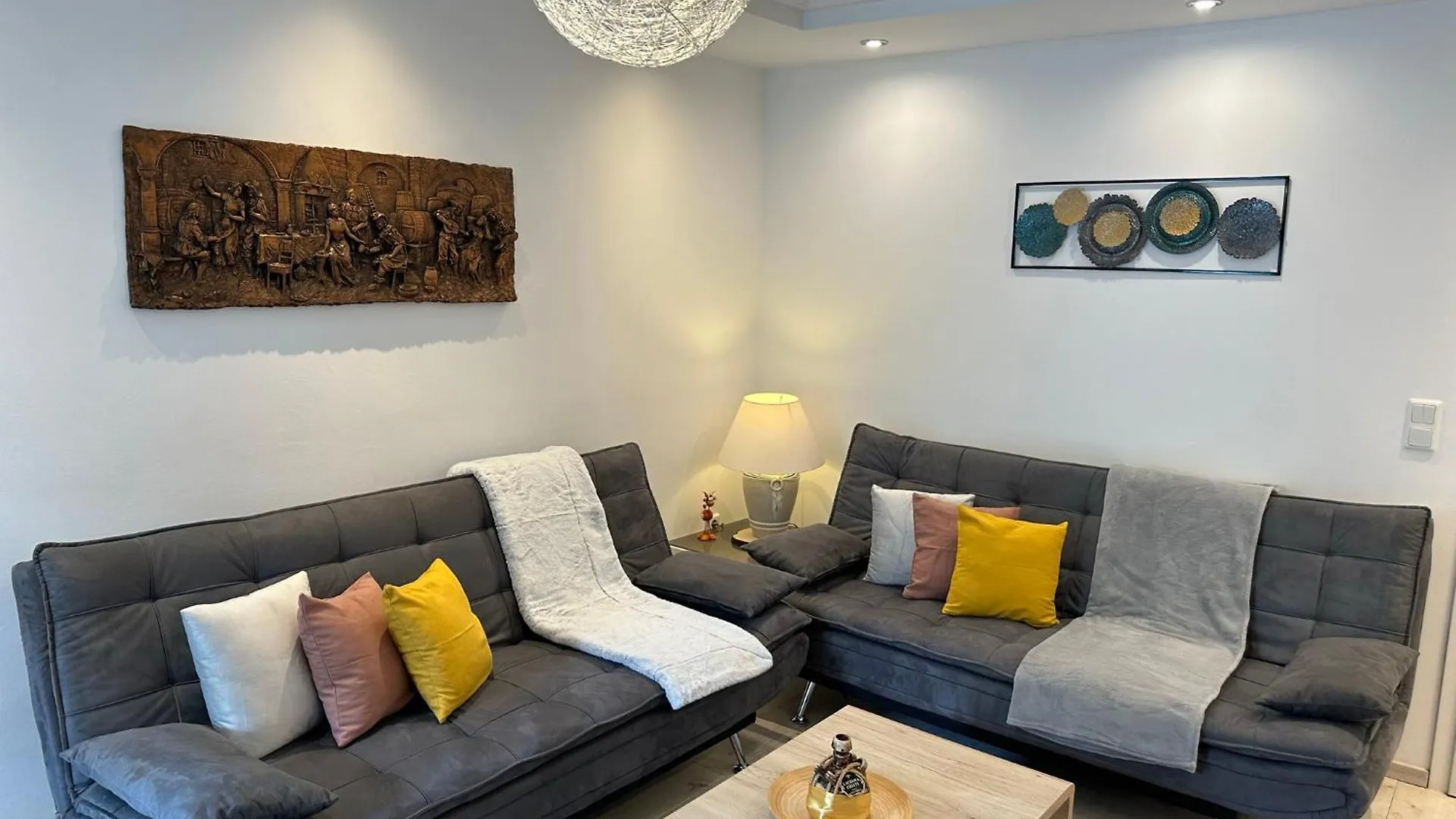 Habitación en casa particular Stylish Home Near Train-Station Parking Extra Salzburgo